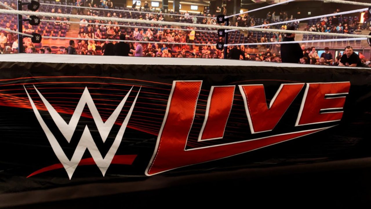 WWE Raw Live Event Results: Champion Retains In Street Fight 2