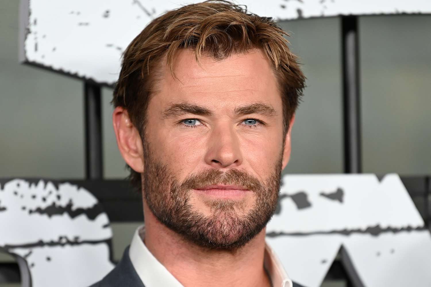 Chris Hemsworth Doesn’t Know What’s Happening With Hulk Hogan Biopic ...