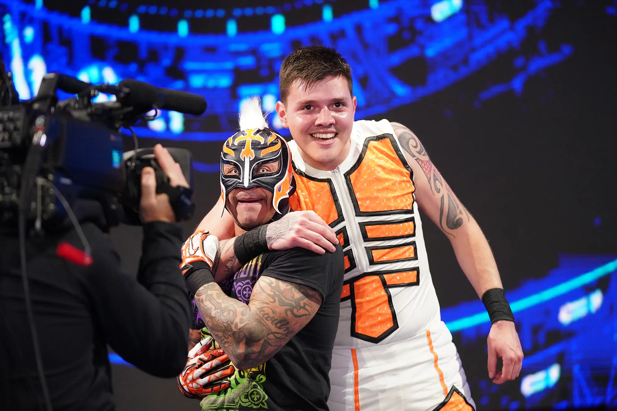 Rey Mysterio Says He’ll Whoop Dominik’s Ass, News On Cody Rhodes, TKO Stock Drops