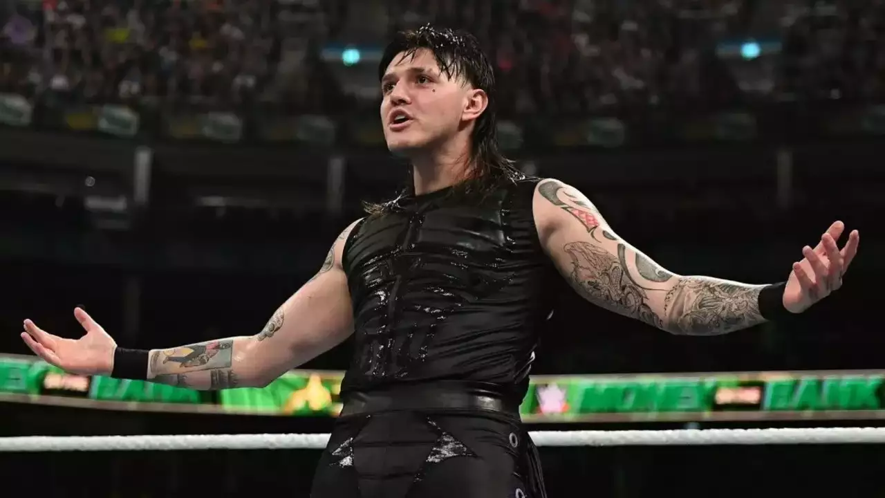 Dominik Accuses Mysterio Family Of Misappropriation Of His Paycheck