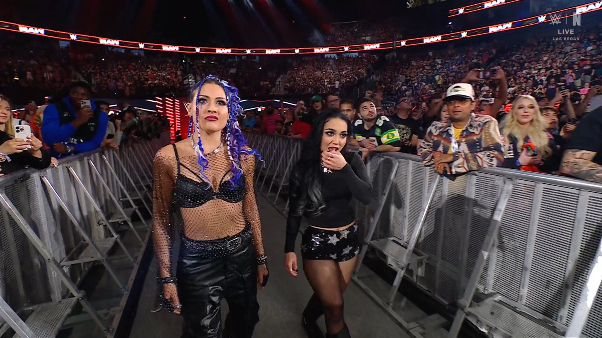 Roxanne Perez & Giulia Interfere In Stephanie Vaquer vs. Iyo Sky Match On WWE RAW